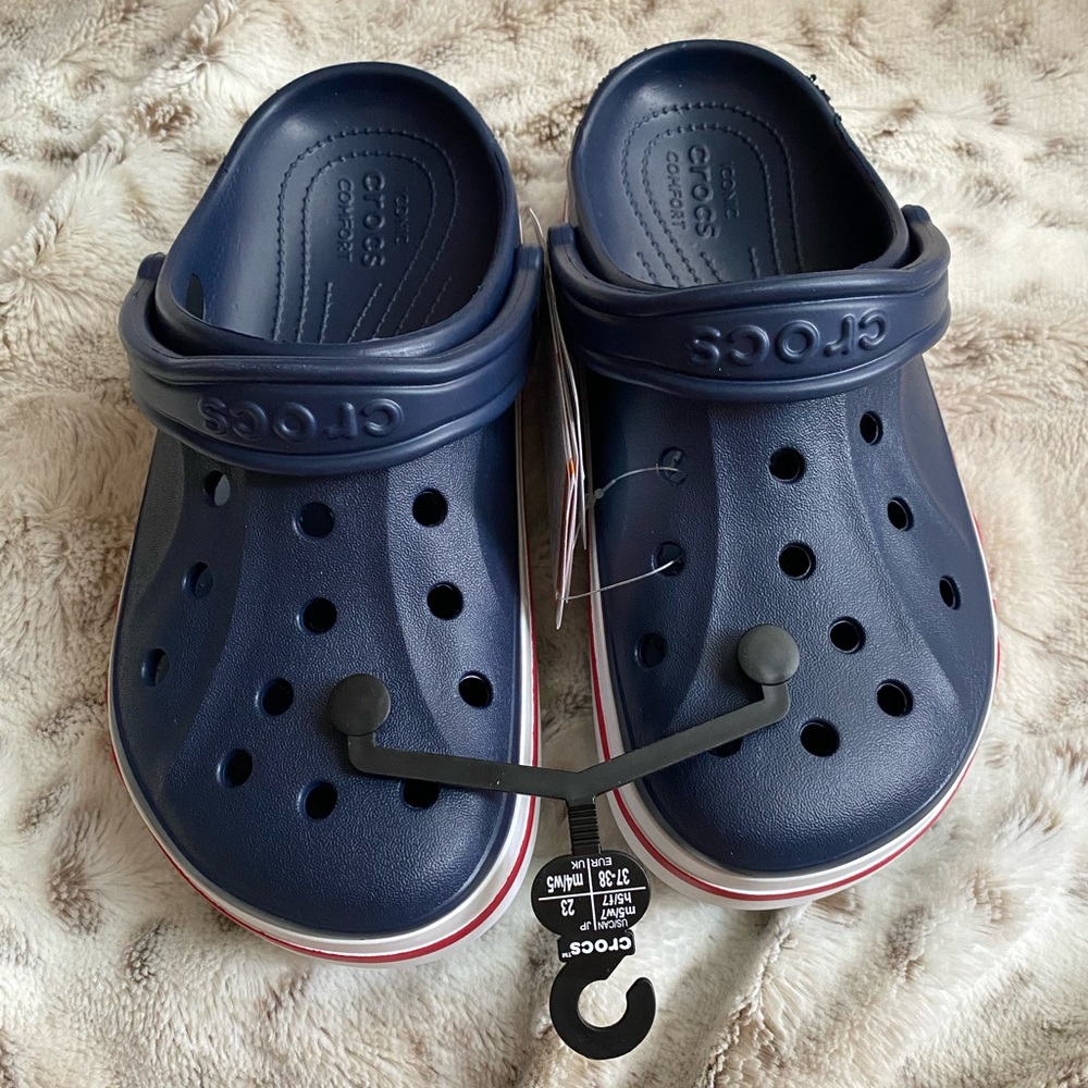 NWT Crocs Bayaband Clog